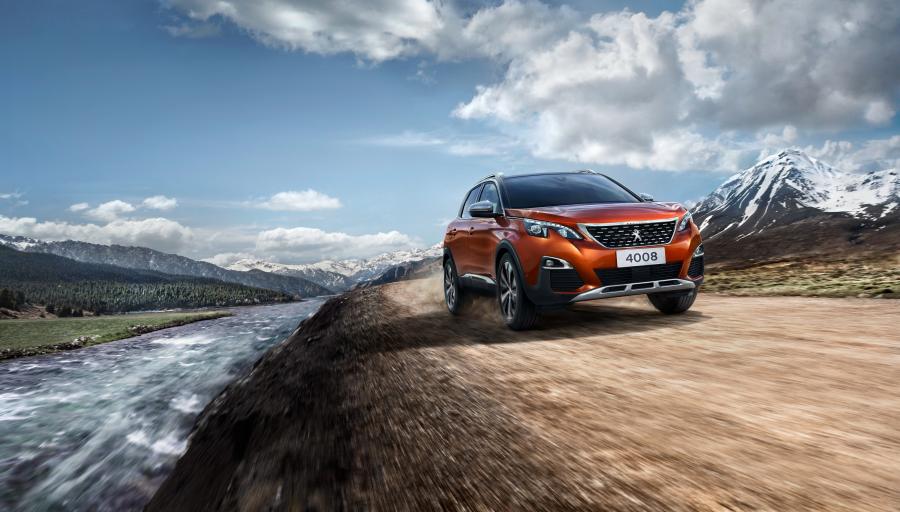  Peugeot 4008 GT 2016 года  (CN) (фото 12 из 18)